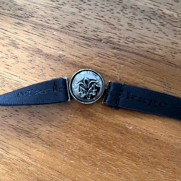 COPY - Mackage Perla Packable Rain Jacket Hoodie Trench Zipper Pockets Bag Bomb… - Picture 10 of 11